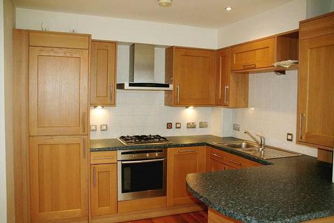 2 bedroom flat to rent, Alpine Road, Ventnor, PO38
