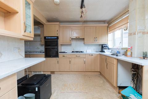 undefined, Cuckmere Crescent, Crawley RH11