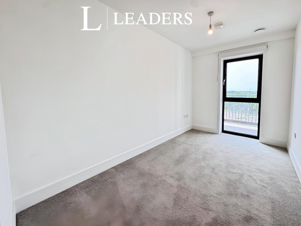 Cfc14b25-bedroom 201