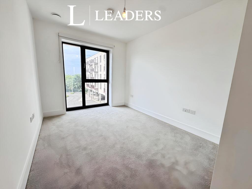 894df125-bedroom 202