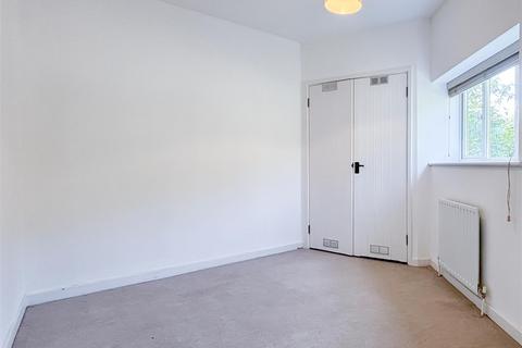 undefined, Portsmouth Road, Esher, KT10