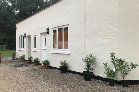 undefined, Portsmouth Road, Esher, KT10