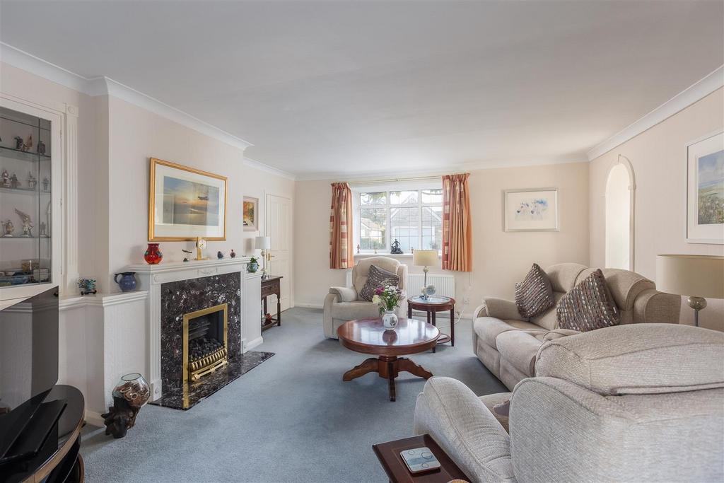 Barnstone House Sitting Room-4.jpg