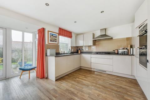 4 bedroom detached house for sale, Leachman Way, Petersfield, Hampshire
