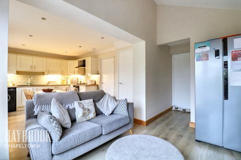3 Chapelfield Crescent, Thorpe Hesley, Rotherham, S61 2TP