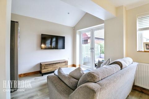 3 Chapelfield Crescent, Thorpe Hesley, Rotherham, S61 2TP