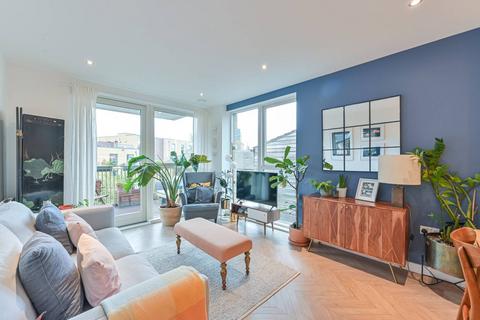 2 bedroom flat for sale, Sam King Walk, Camberwell, London, SE5