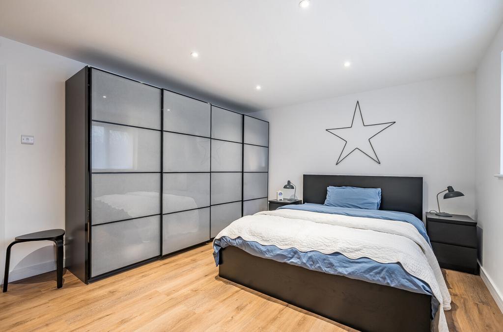 Bedrom