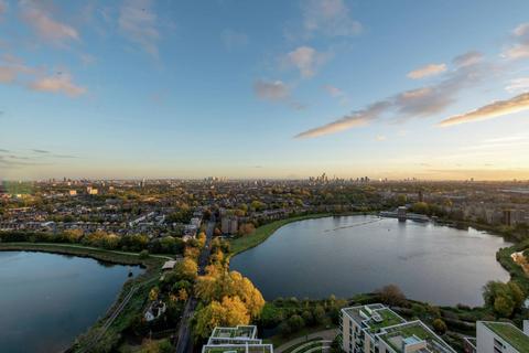 2 bedroom flat for sale, Woodberry Down, Finsbury Park N4