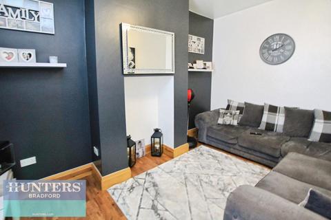 undefined, High Street Thornton, Bradford, West Yorkshire, BD13 3ES
