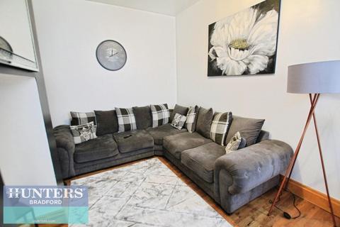 undefined, High Street Thornton, Bradford, West Yorkshire, BD13 3ES