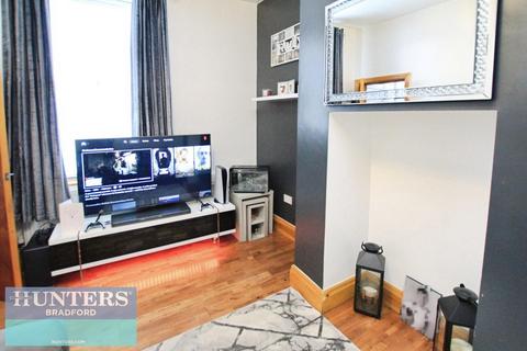 undefined, High Street Thornton, Bradford, West Yorkshire, BD13 3ES