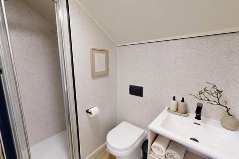 5 bedroom house to rent, Fairview Avenue, Manchester M19