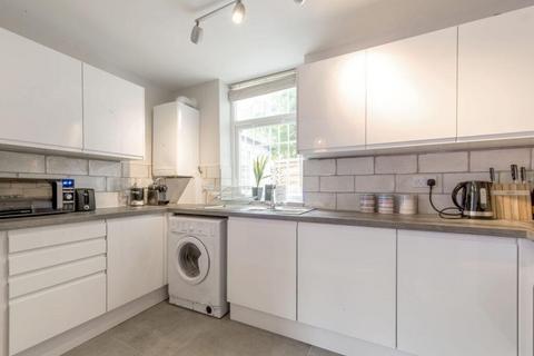 8 bedroom house to rent, Edenhall Avenue, Manchester M19