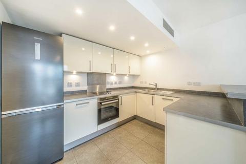 1 bedroom flat for sale, Lombard Road, London SW11