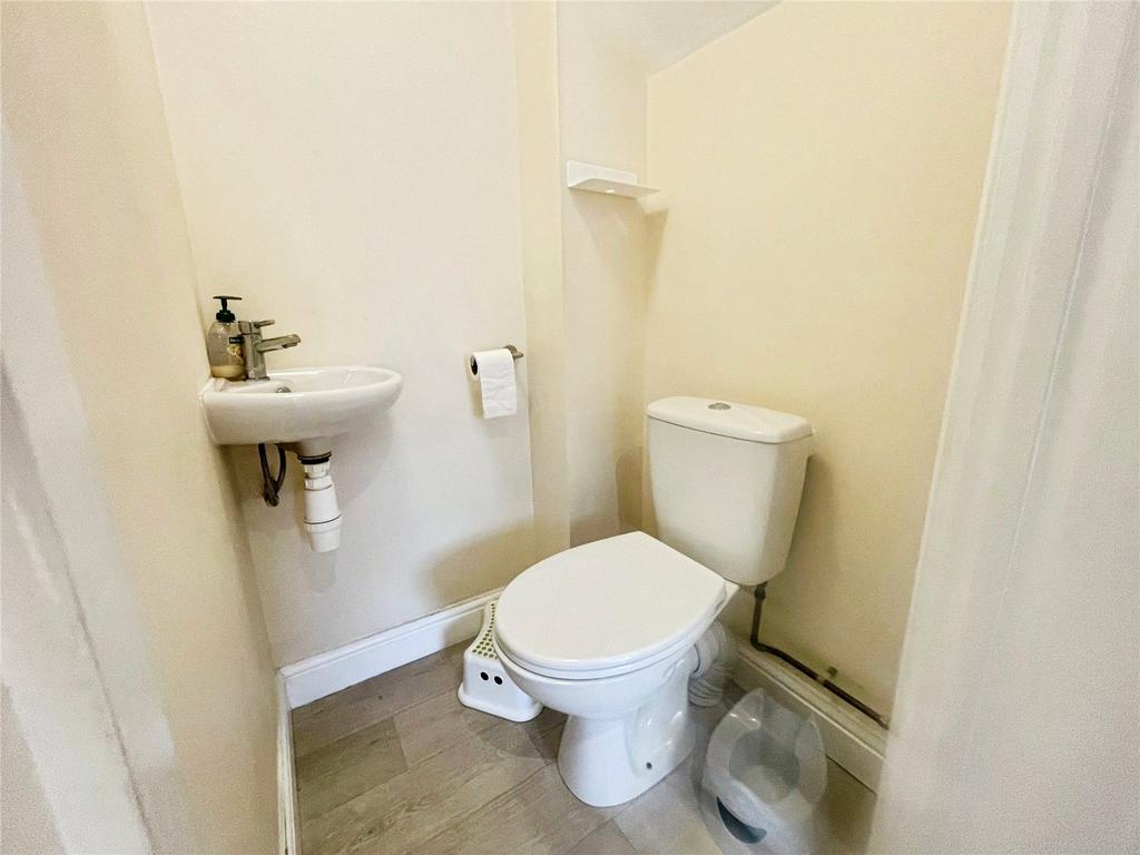 Ground Floor Wc