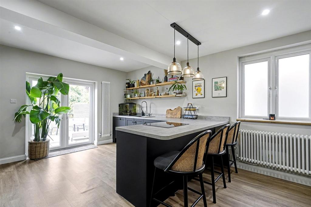 Living/Dining Kitchen