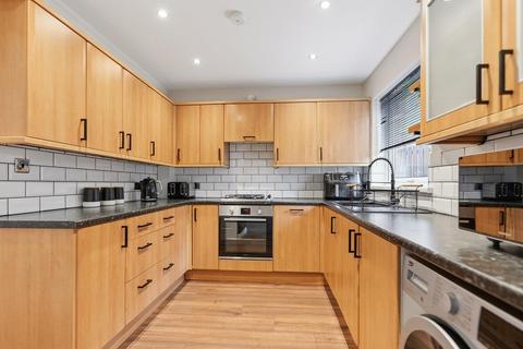 undefined, Wood Place, Livingston EH54