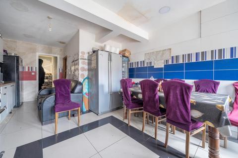 undefined, Slough,  Berkshire,  SL1