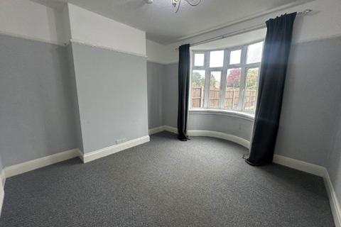 3 bedroom semi-detached house to rent, AVONDALE ROAD, CWMBRAN, NP11 1UD