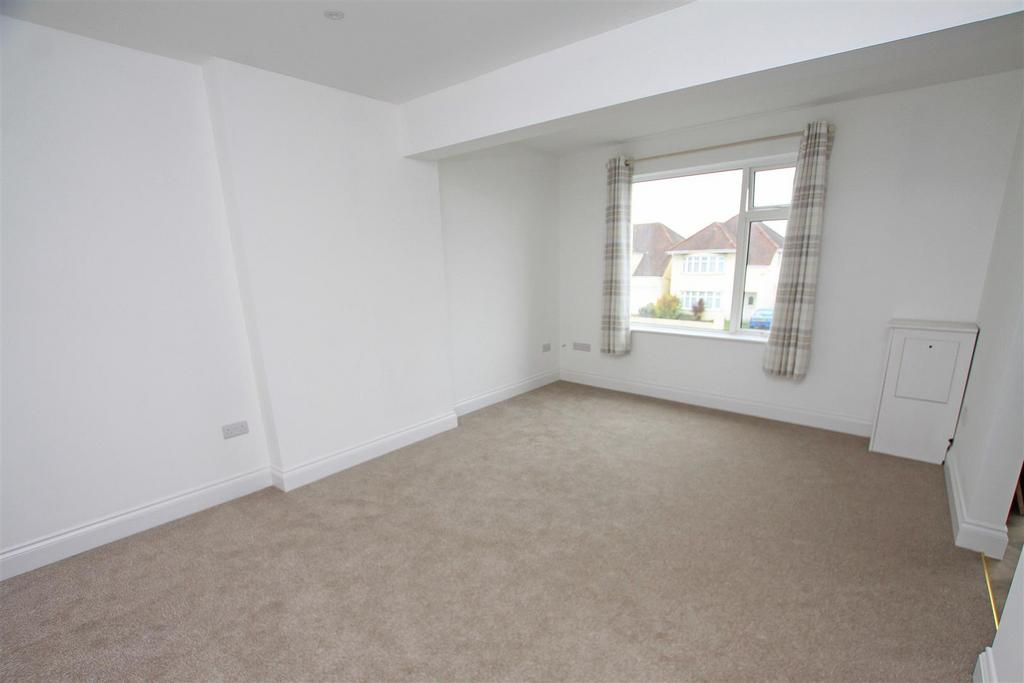 Living room b.jpg