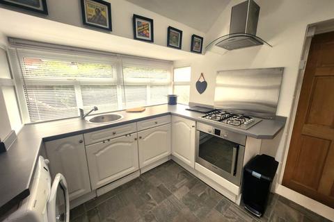 1 bedroom cottage to rent, Coxs Lane, Cradley Heath B64
