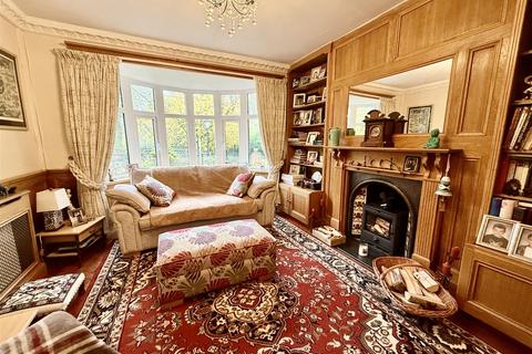 3 bedroom semi-detached house for sale, Merthyr Road, Aberdare CF44