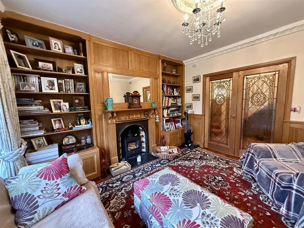 20251104 145002309 i OS.jpg