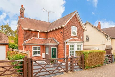 undefined, Cow Lane, Hertfordshire WD25