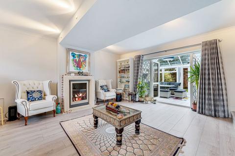 4 bedroom detached house for sale, Moorside Road, Manchester M27