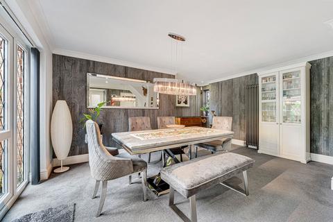 4 bedroom detached house for sale, Moorside Road, Manchester M27