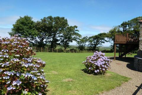3 bedroom detached house to rent, Fentrigan Manor Farm, Warbstow, Launceston