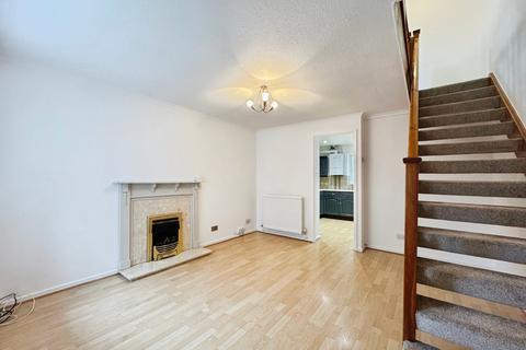 2 bedroom semi-detached house to rent, Uppermill Drive, Burnage, Manchester, M19