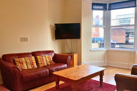 6 bedroom house to rent, Heaton Hall Road, Tyne and Wear NE6