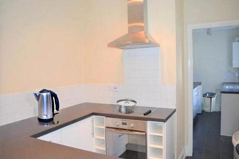 6 bedroom house to rent, Heaton Hall Road, Tyne and Wear NE6