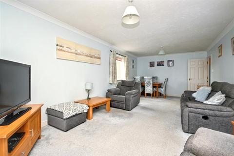 undefined, Santa Cruz Drive, Eastbourne