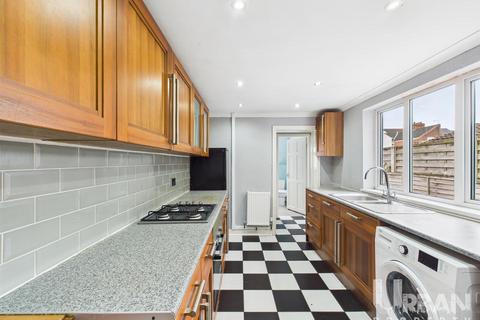 3 bedroom house for sale, Lee Street, Hull