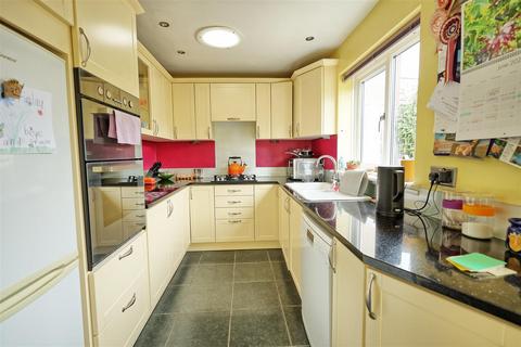 5 Bryce Close, Ware, SG12 0RH