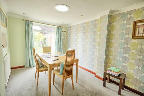 5 Bryce Close, Ware, SG12 0RH