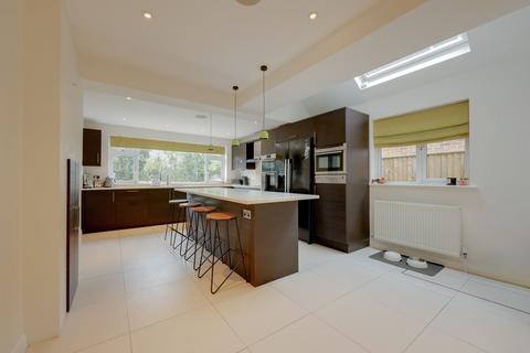5 bedroom detached house for sale, Folders Lane, Burgess Hill, RH15
