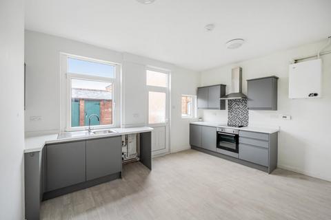 undefined, Kiln Cottage, Cliffe Common, Selby