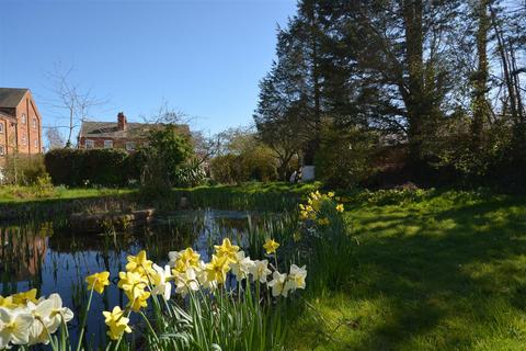 undefined, Kiln Cottage, Cliffe Common, Selby
