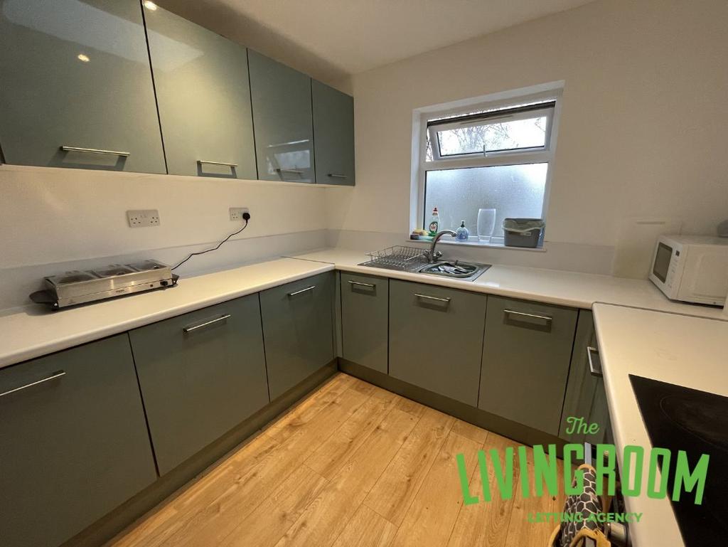 Kitchen 1