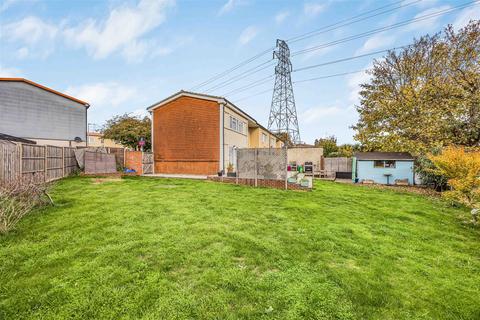 3 bedroom end of terrace house for sale, Stanford Close, Portsmouth PO6