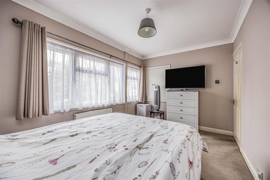 6 Stanford Close, Paulsgrove-Small-Portico Marketin