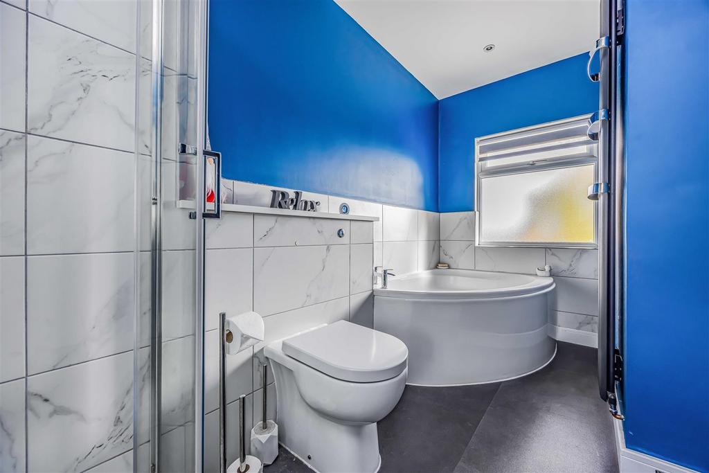 6 Stanford Close, Paulsgrove-Small-Portico Marketin