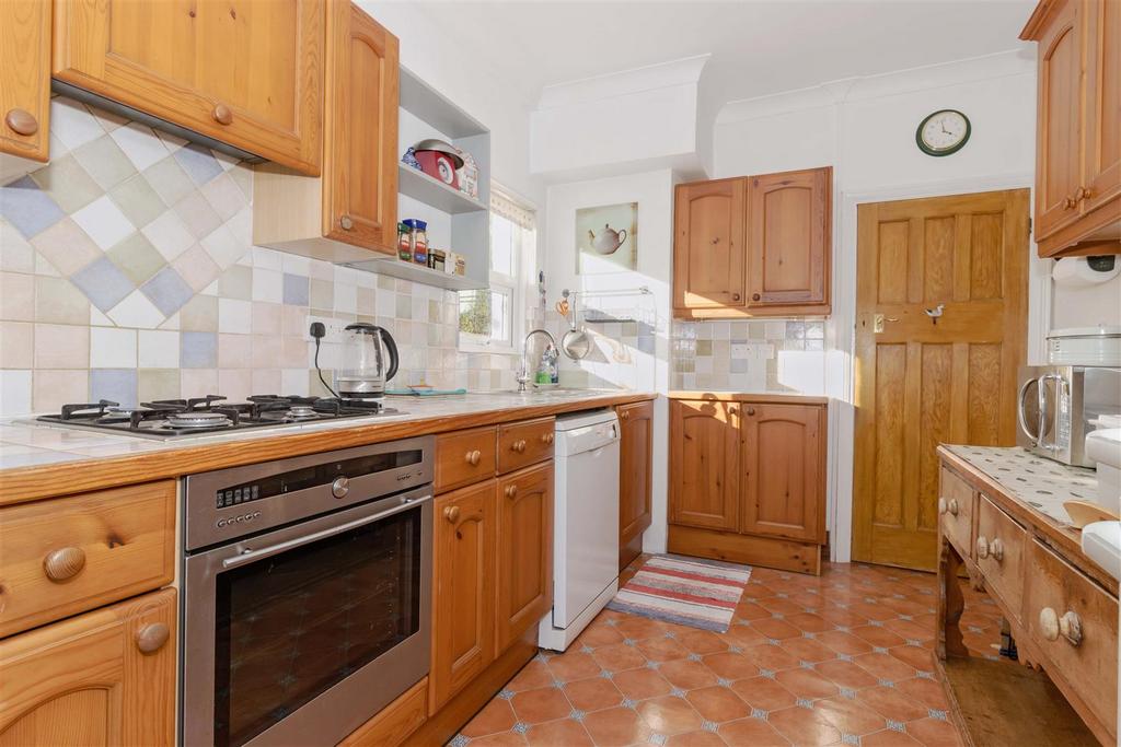 For Sale by Aspire Residential, on Rugby Road