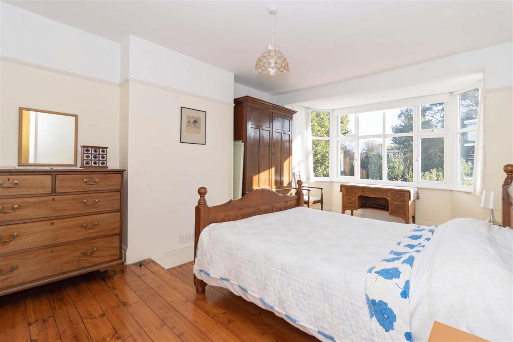 For Sale by Aspire Residential, on Rugby Road