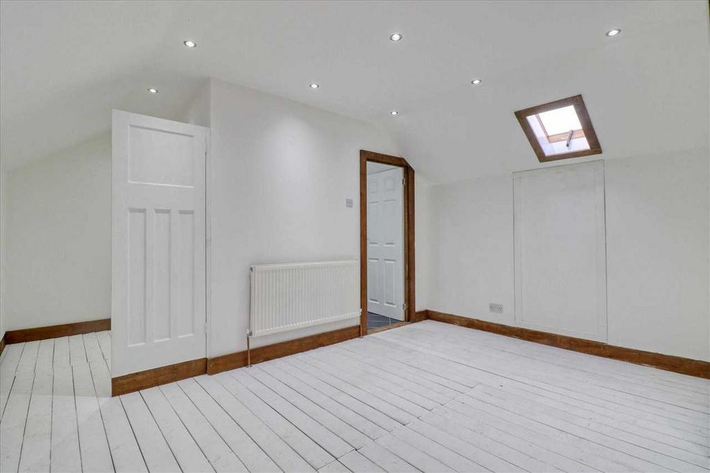 First Floor Master