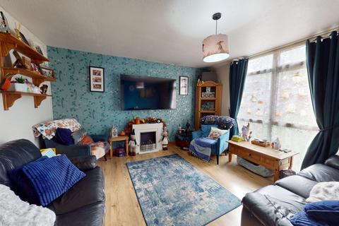 undefined, Mounts Court, Lumbertubs, NN3 8HW